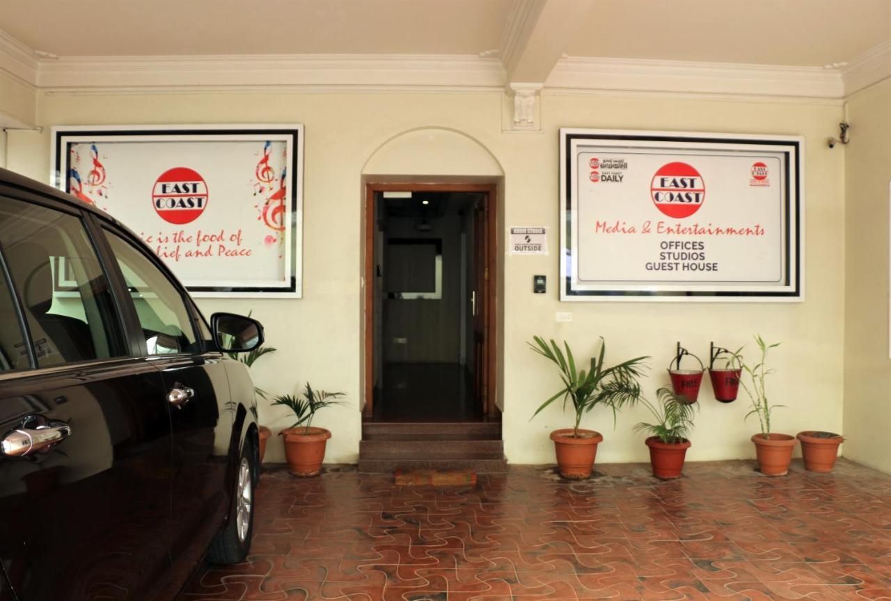 East Coast Hotel Thiruvananthapuram Ngoại thất bức ảnh