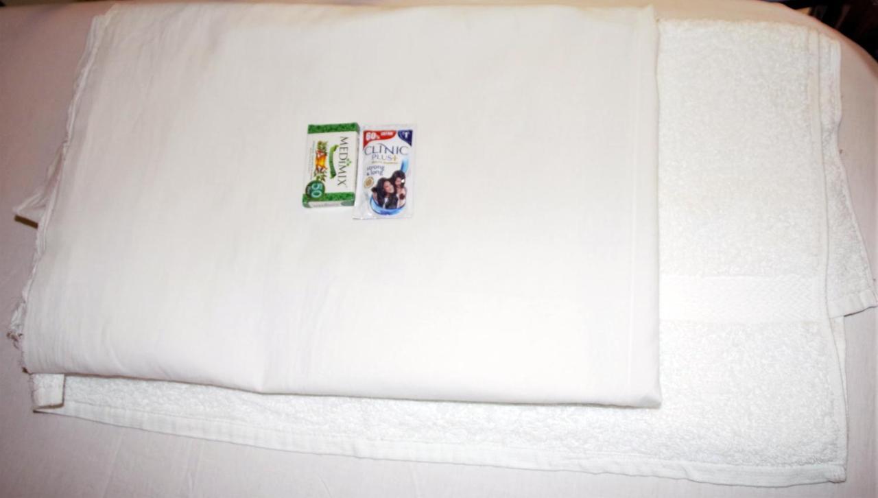 East Coast Hotel Thiruvananthapuram Ngoại thất bức ảnh