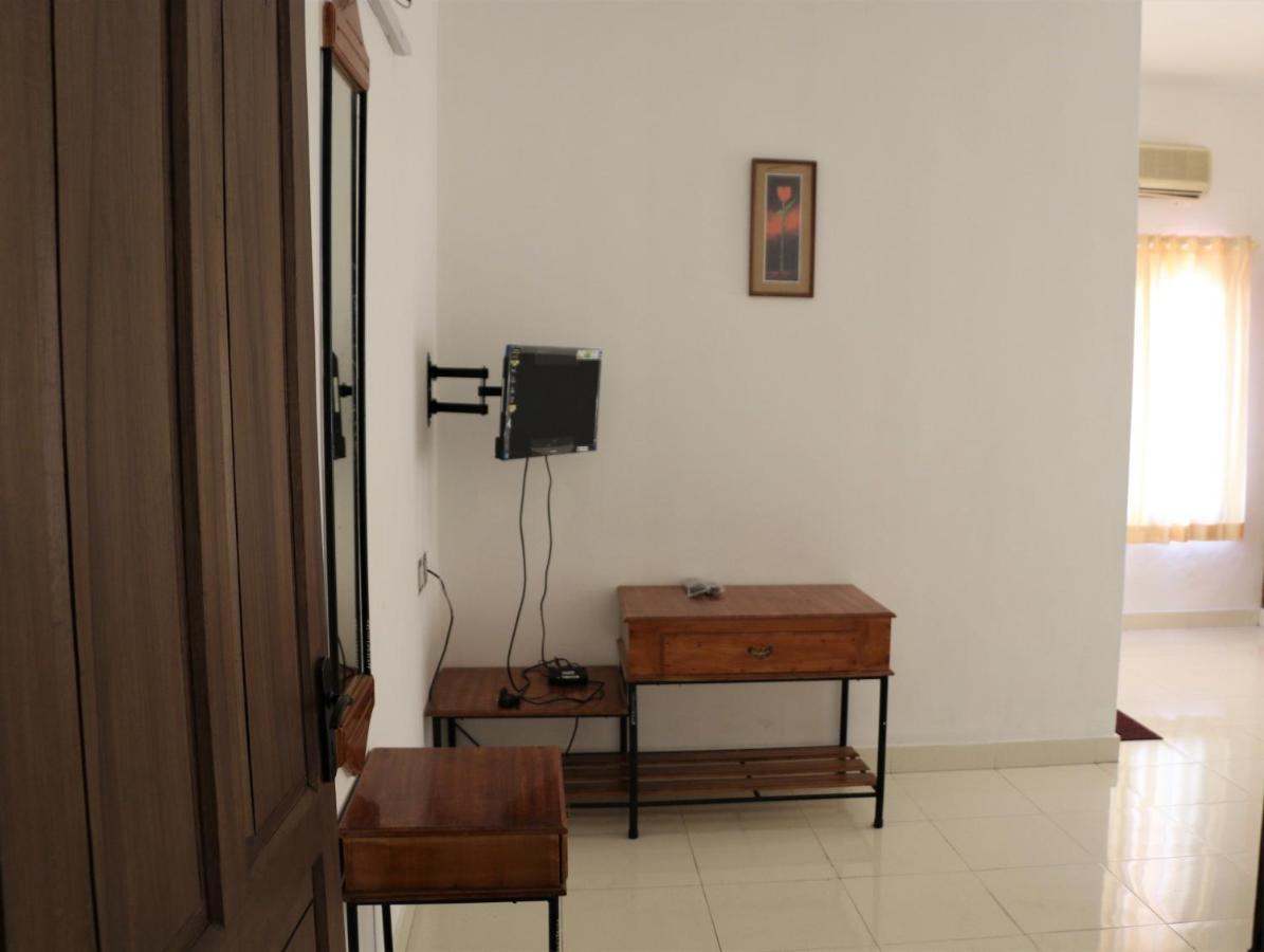 East Coast Hotel Thiruvananthapuram Ngoại thất bức ảnh