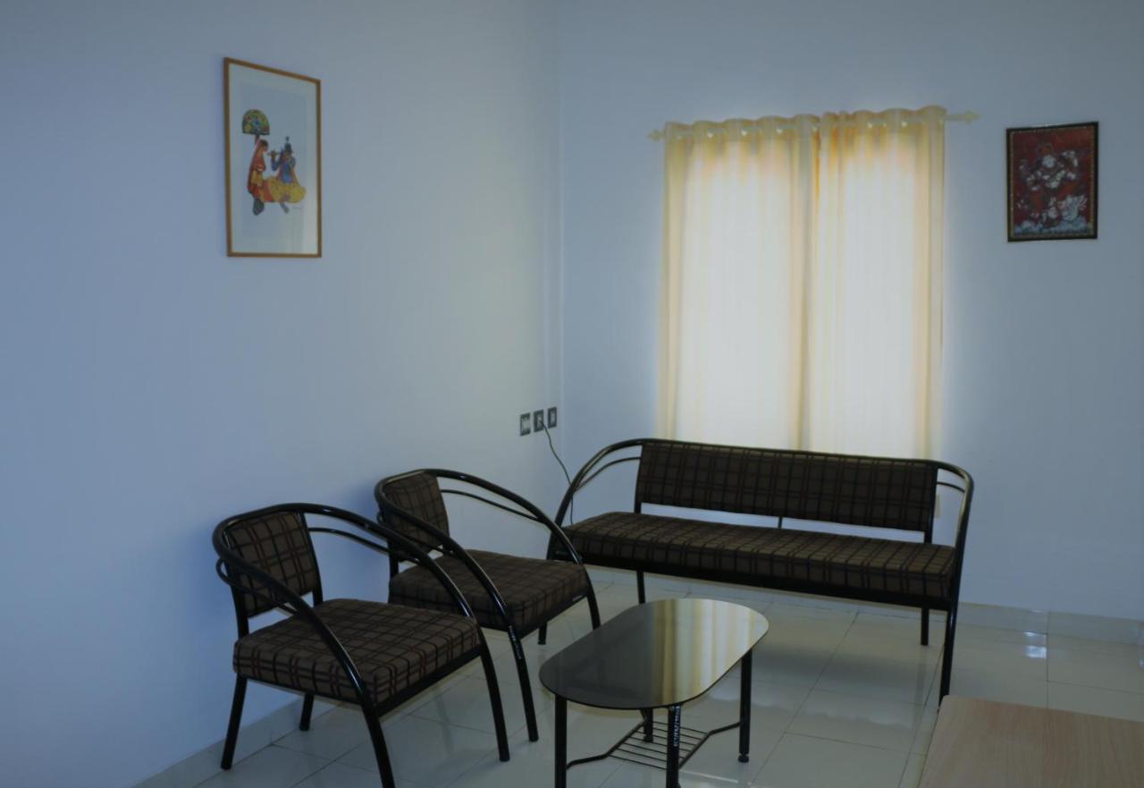 East Coast Hotel Thiruvananthapuram Ngoại thất bức ảnh