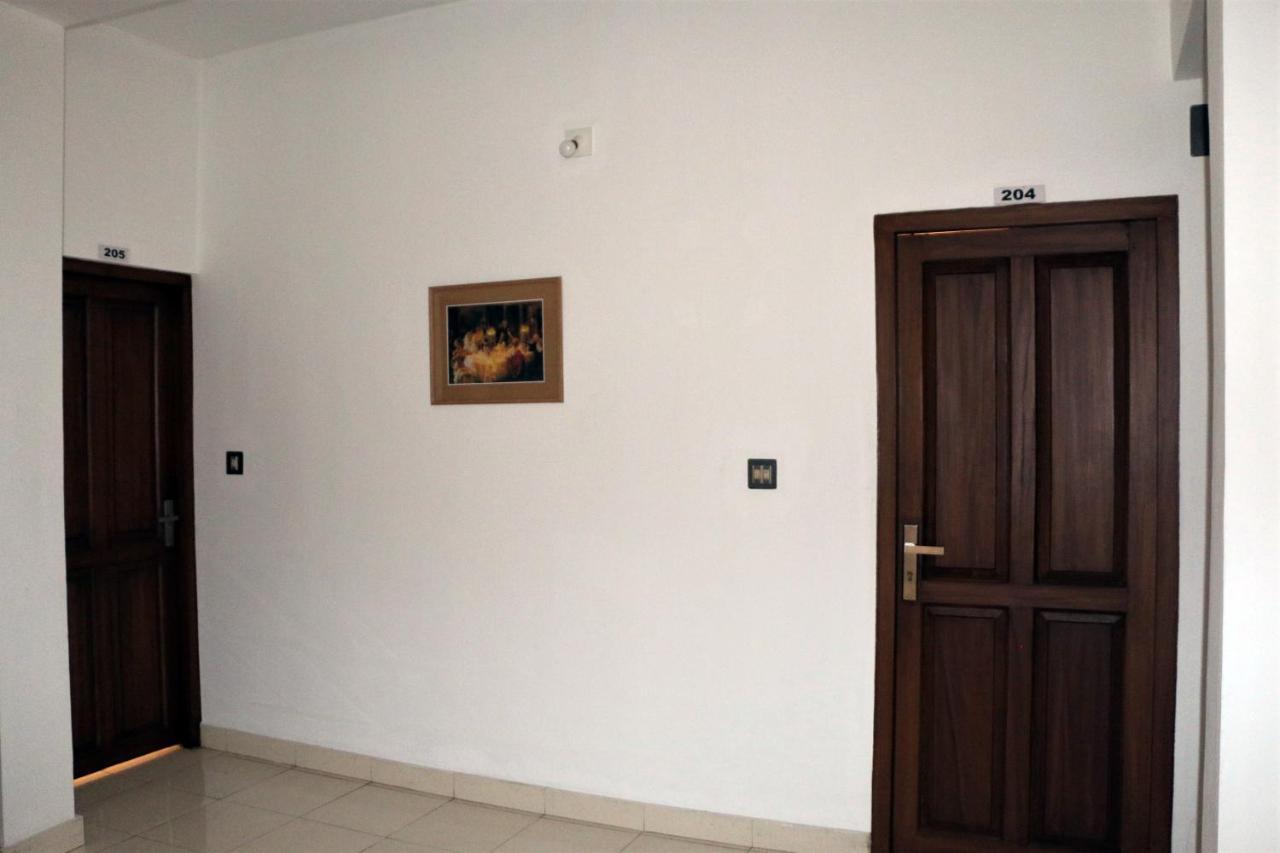 East Coast Hotel Thiruvananthapuram Ngoại thất bức ảnh