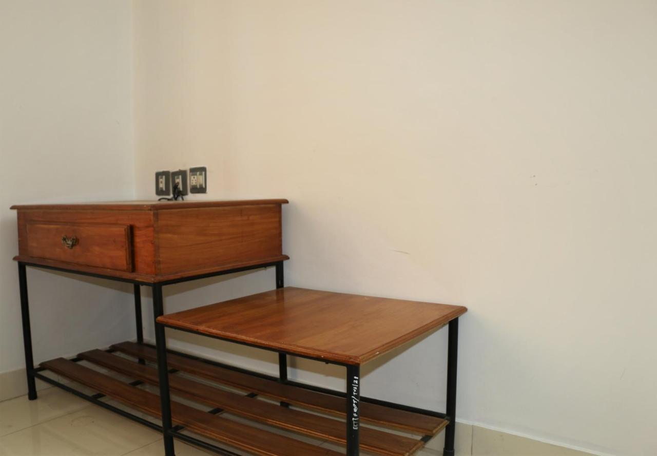 East Coast Hotel Thiruvananthapuram Ngoại thất bức ảnh
