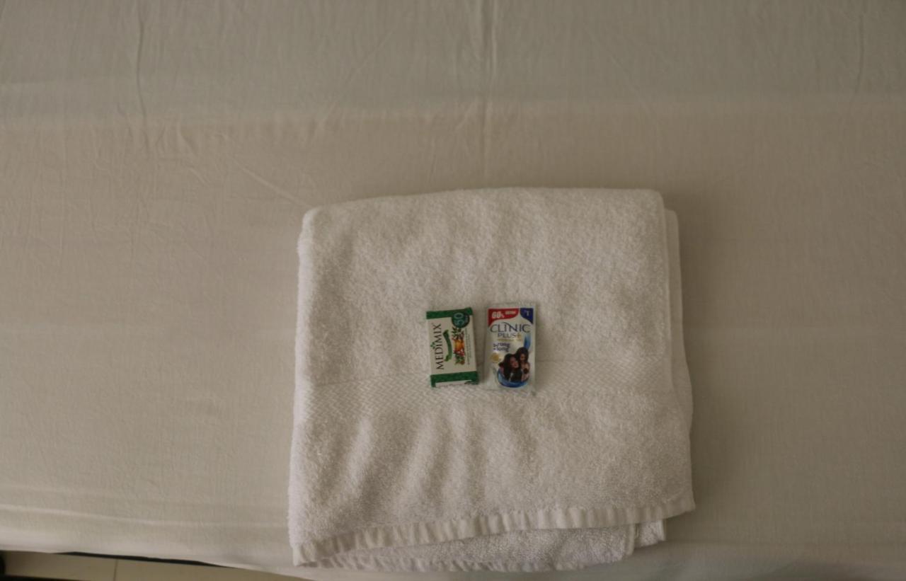 East Coast Hotel Thiruvananthapuram Ngoại thất bức ảnh